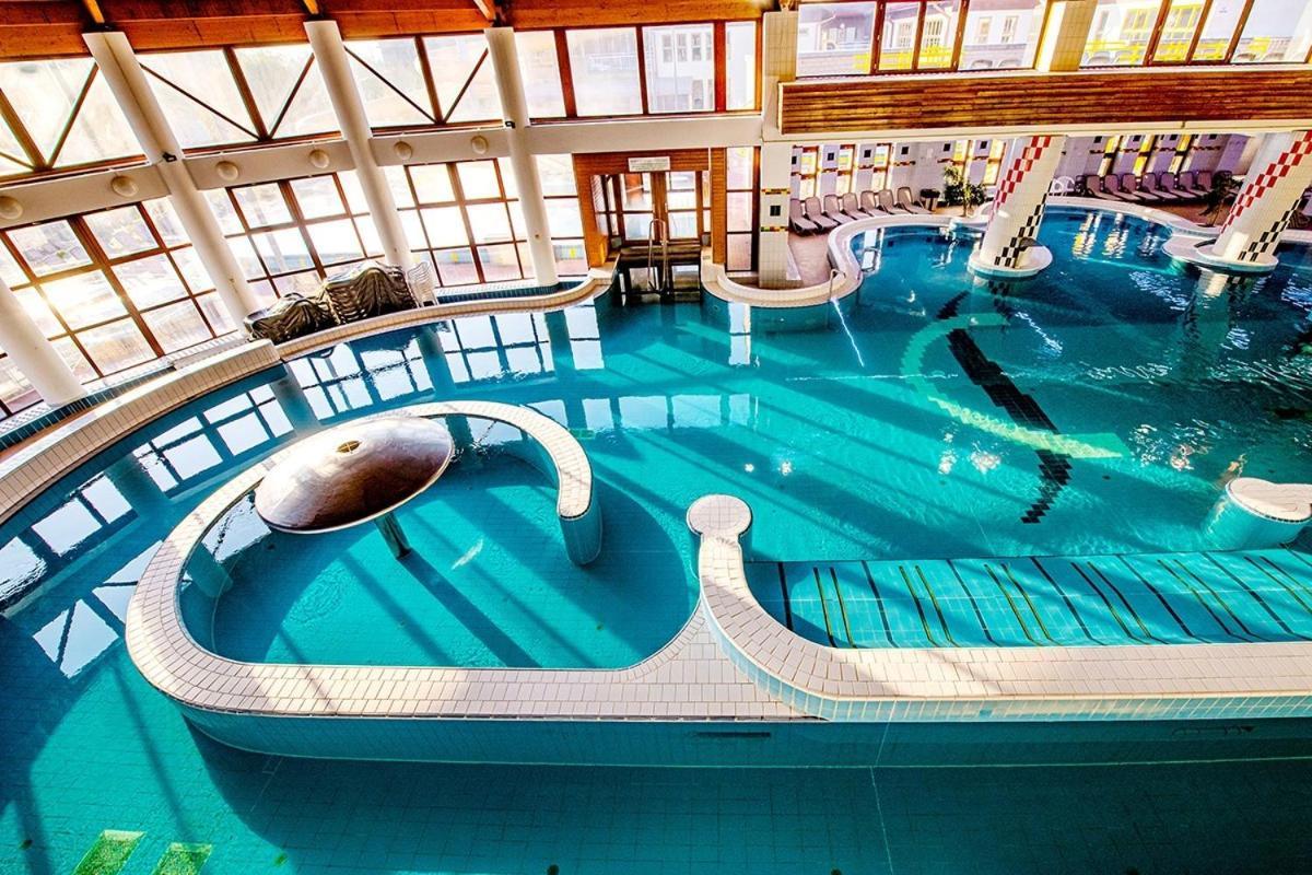 Appartamento Sunset Wellness Apartman Zalakaros Esterno foto